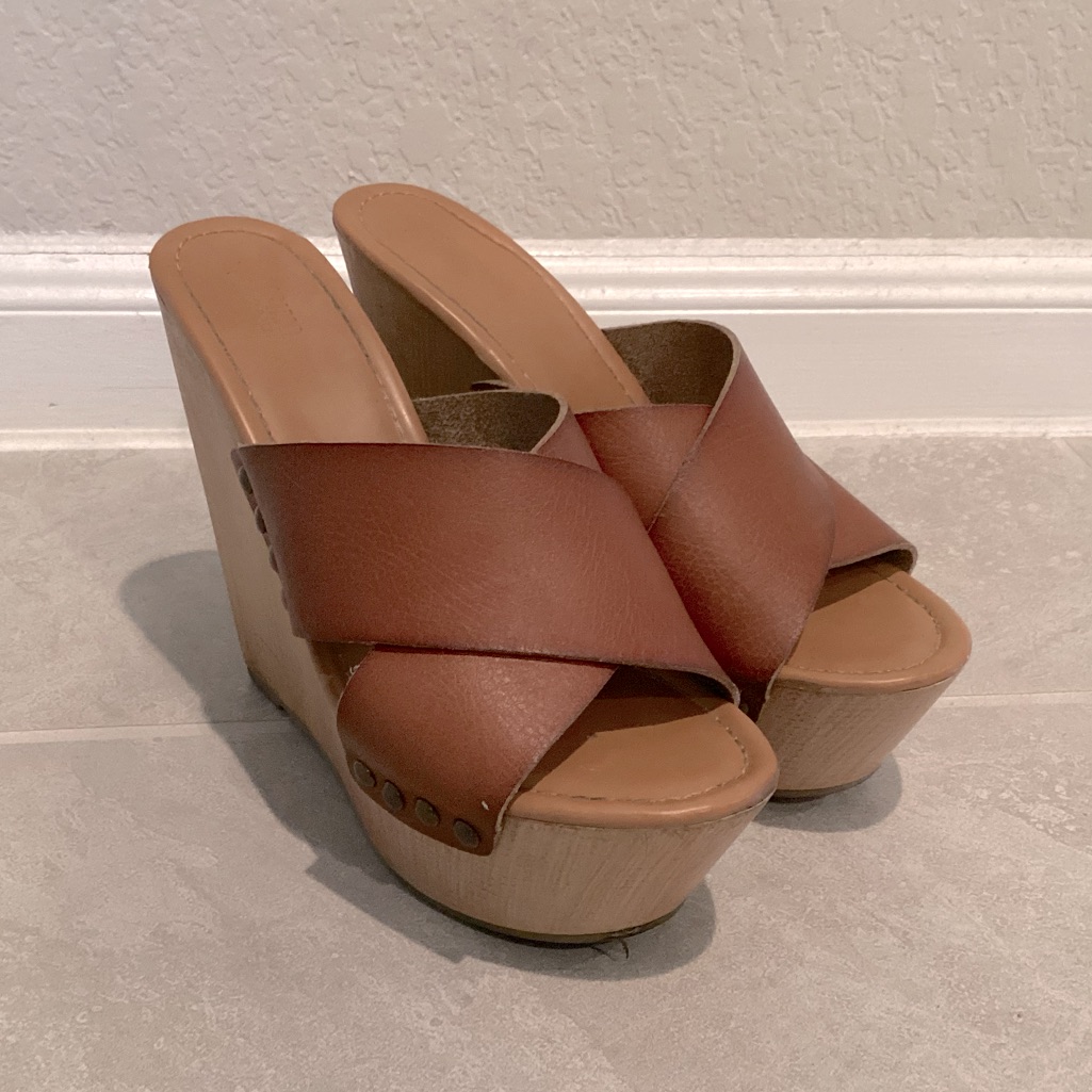 Mossimo Wedge